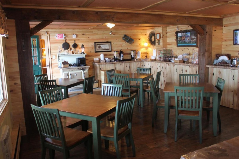 Maine Woods Inn Image 13
