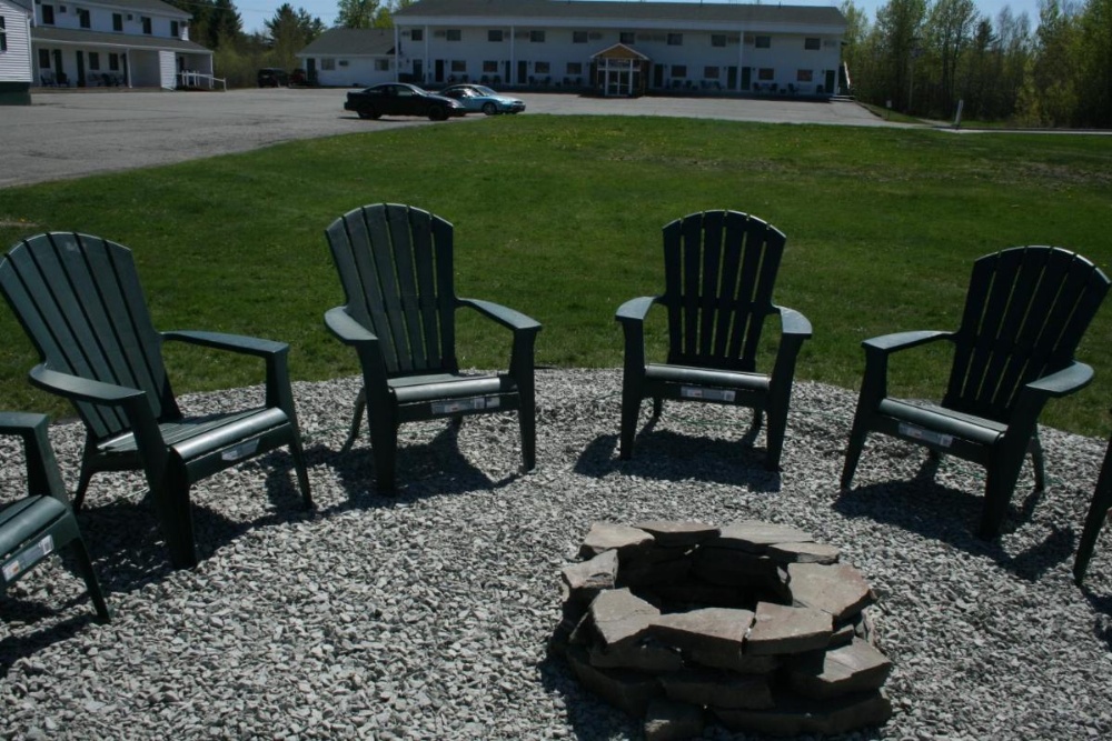 Maine Woods Inn Image 14